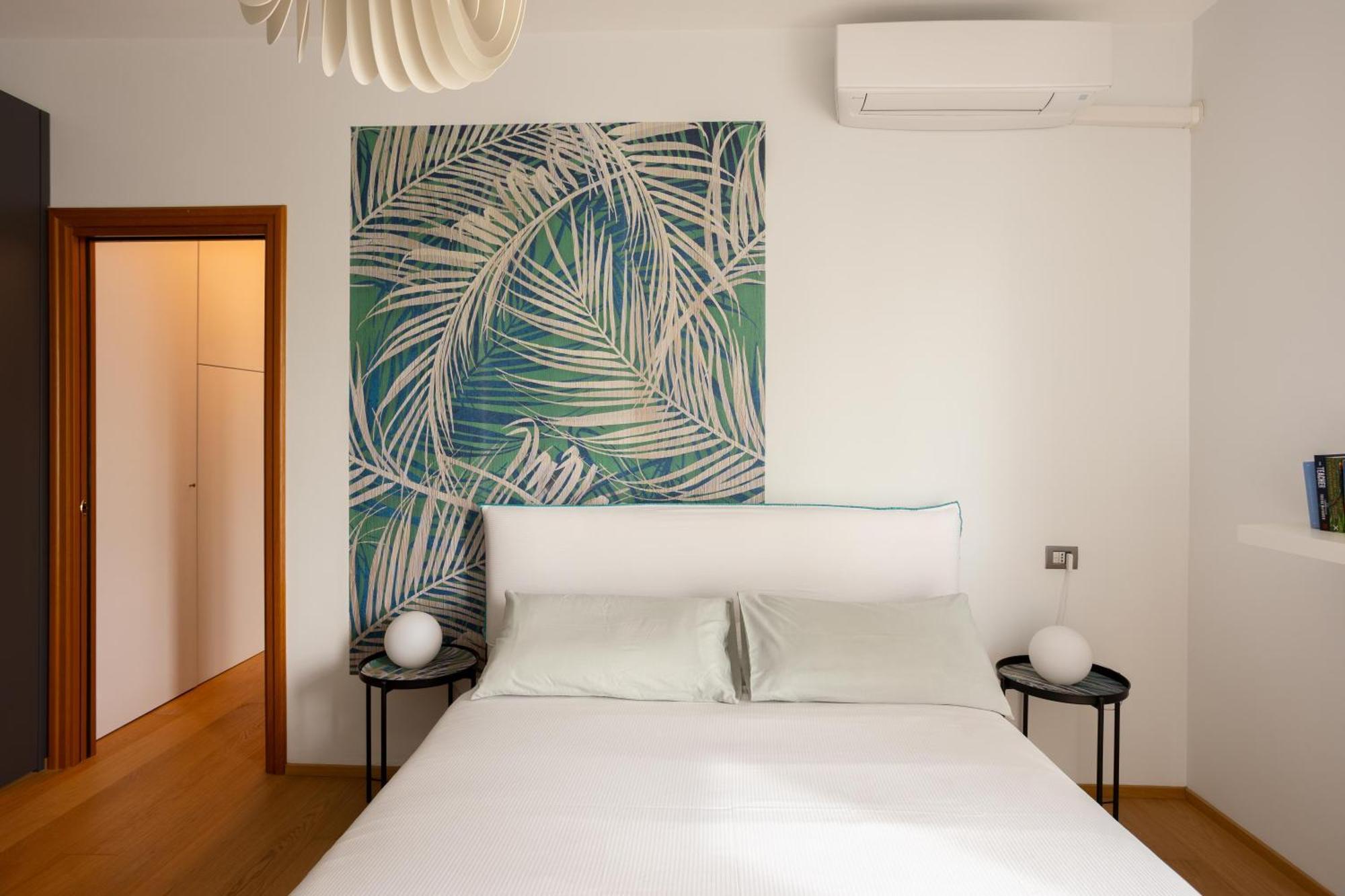 Suite 51 Appartamento Con Terrazzo A 50 Mt Dal Lago - Private Parking (Adults Only) Arona Exterior foto